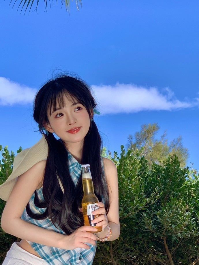 草莓片库：一个被误读的影视资源站，还是藏着风险的灰色地带？