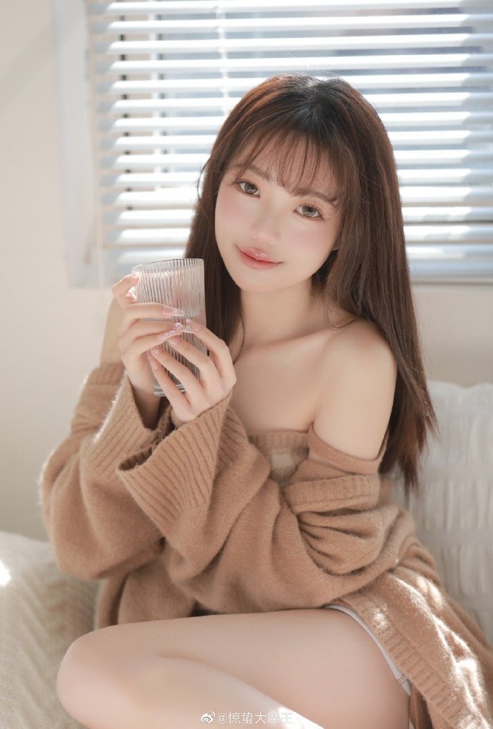 《产子岛~每周7天都可以生产》这游戏到底讲什么？聊聊它的玩法、争议和防坑提醒