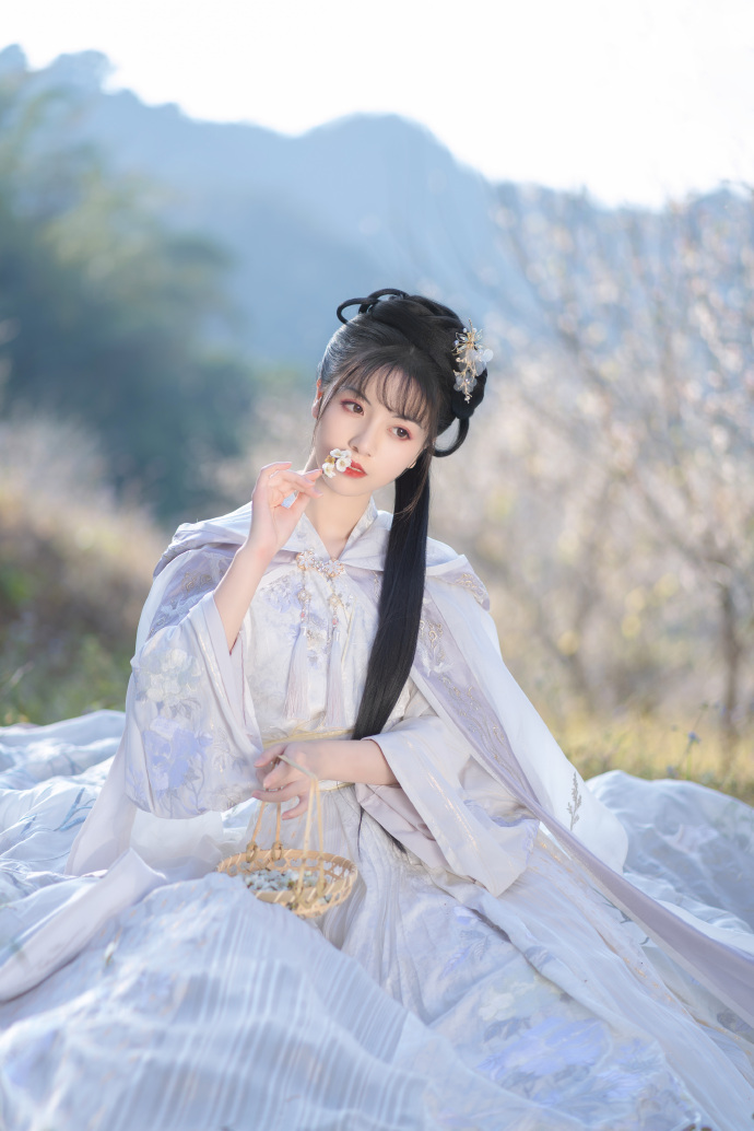 《被开发的高冷美人[无限流]》是啥来头？聊聊这部让人上头的网文