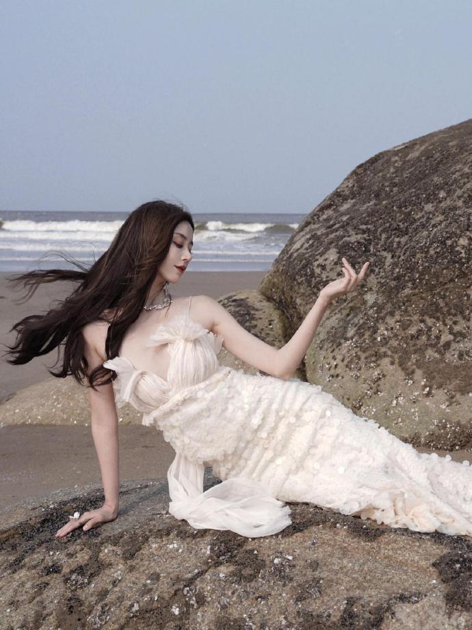 朋友的妻子突然找我借钱,借还是不借?聊聊这里头的分寸和门道 朋友的妻子突然找我借钱,借还是不借?聊聊这里头的分寸和门道