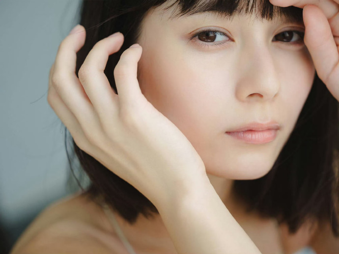 《日本舌吻》相关搜索背后的真实需求是什么？聊聊亲密行为科普与网络信息辨别