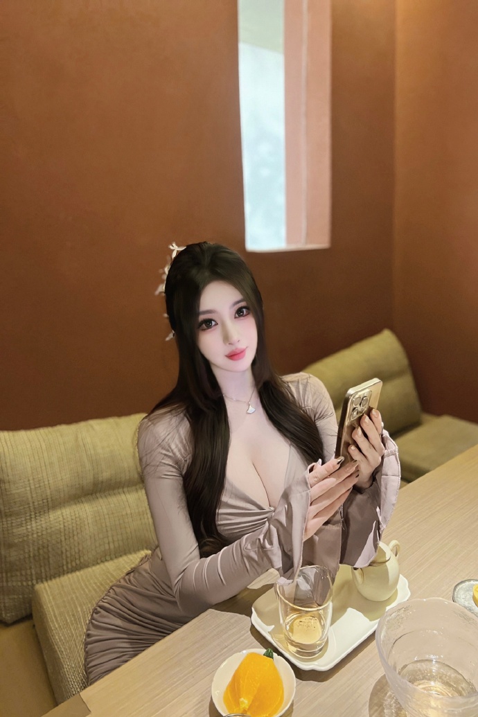 《卧底假夫妻》动漫真名是什么：搜了三天，我发现一个让人意外的答案