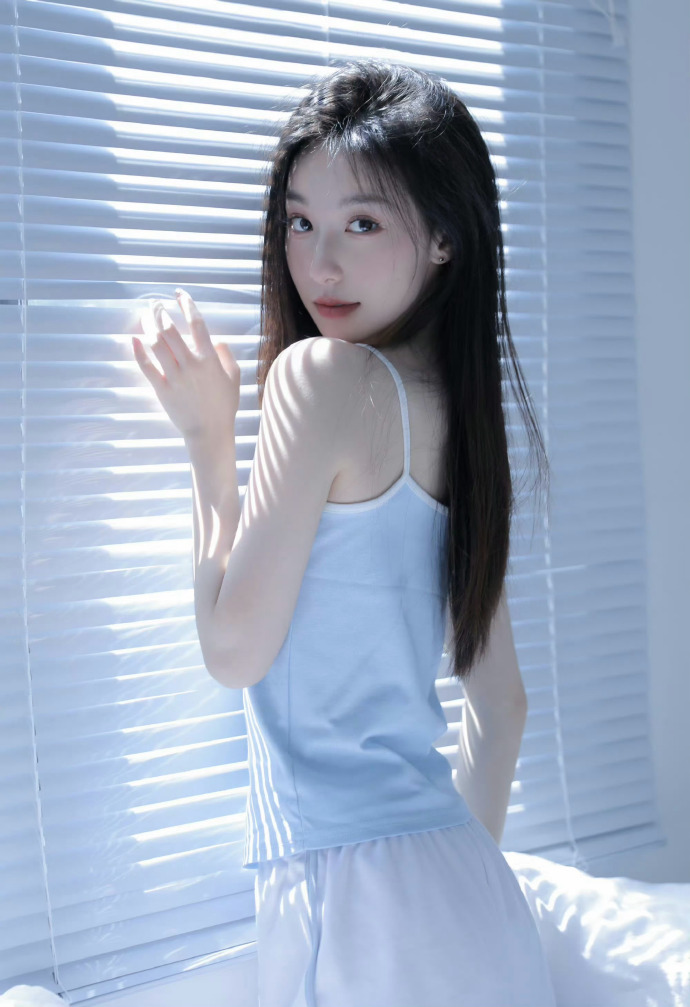 蜜桃色ysl314:黄皮到底能不能涂?五个实测真相一次讲清 蜜桃色ysl314:黄皮到底能不能涂?五个实测真相一次讲清