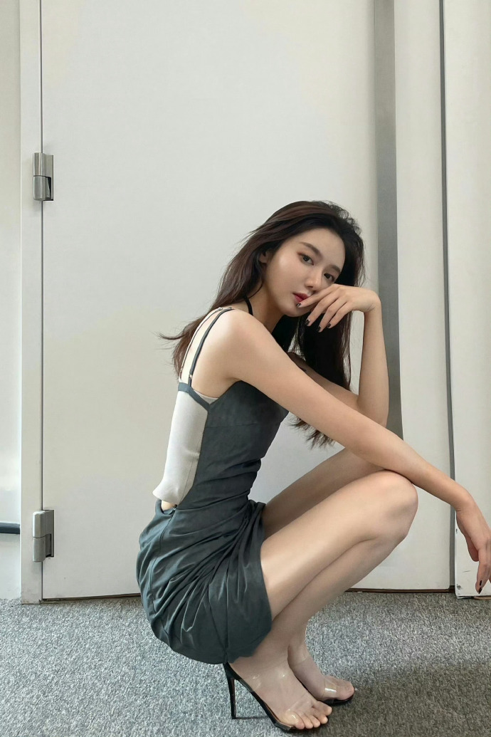 《尼姑也疯狂1和2普通话版百度网盘》搜索前必看：资源陷阱与安全下载科普