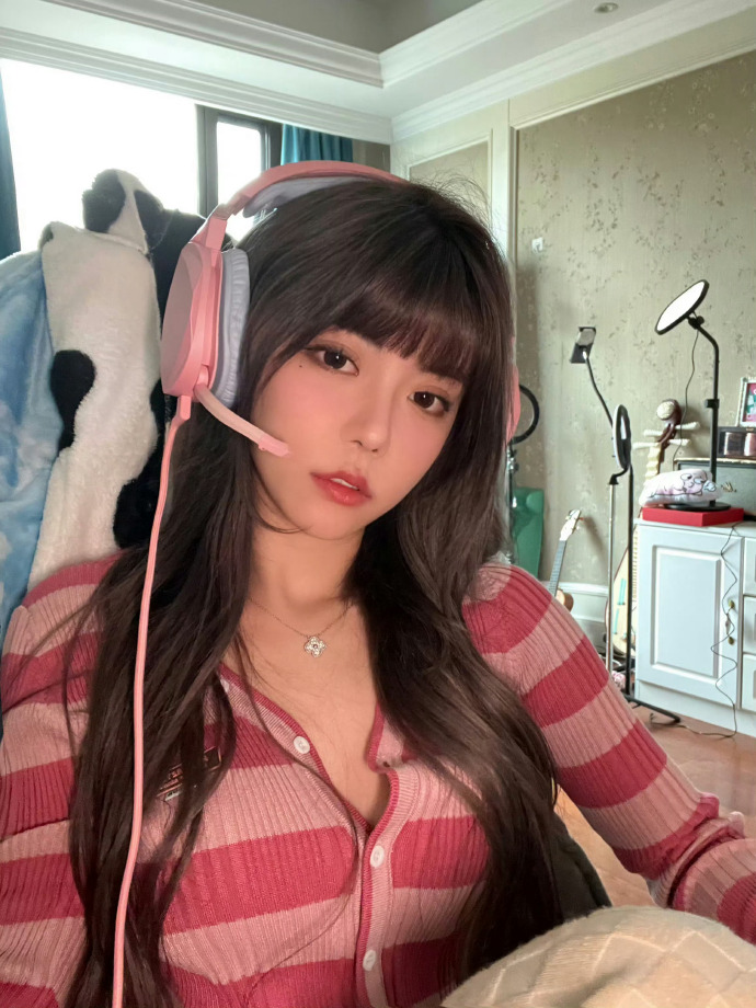 《快穿精瘾症少女乔乔的小说推荐》是怎么火起来的？聊聊这本快穿文的看点与入坑建议