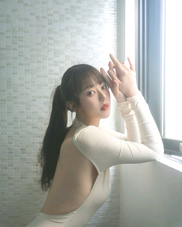 母乳酱想要喷出来是怎么回事？哺乳期溢奶的应对指南